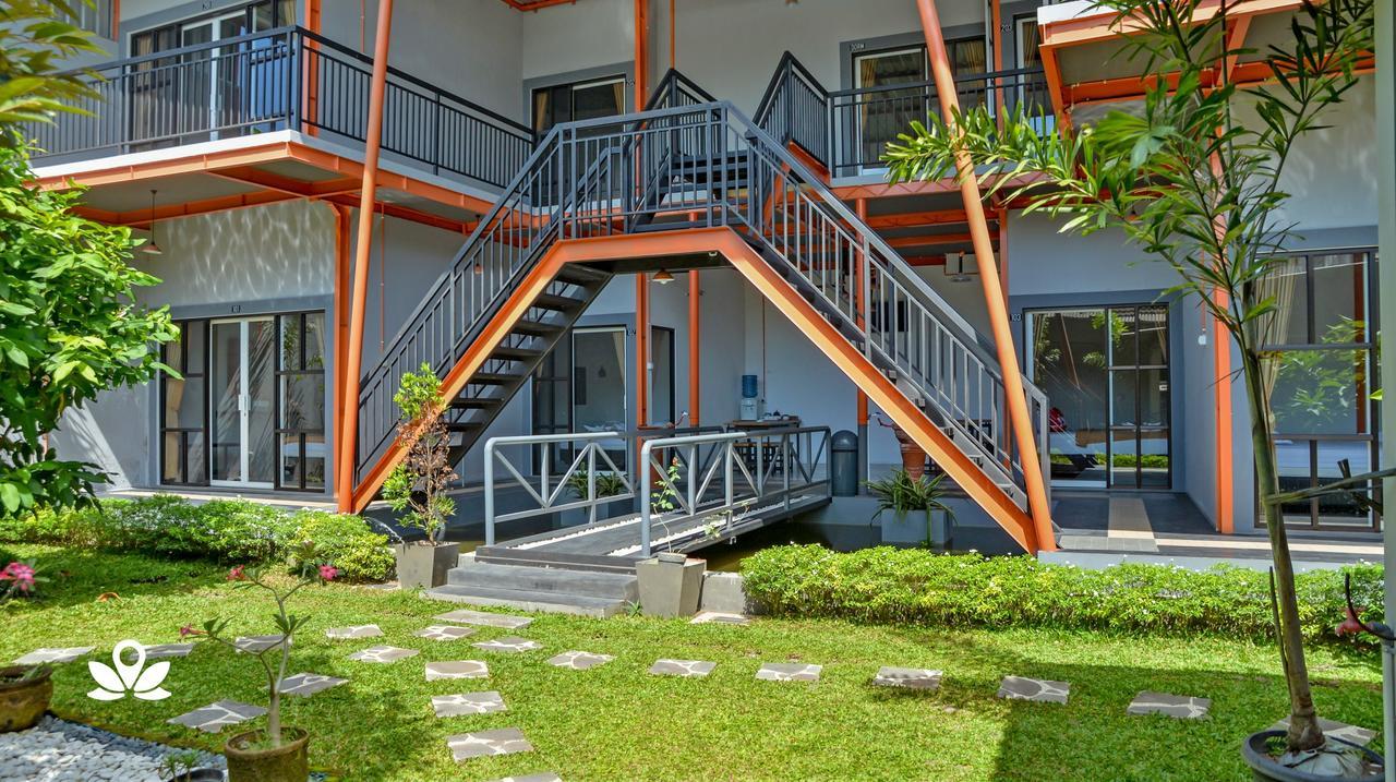 Ndalem Sorogenen Guesthouse Jogyakarta Zewnętrze zdjęcie
