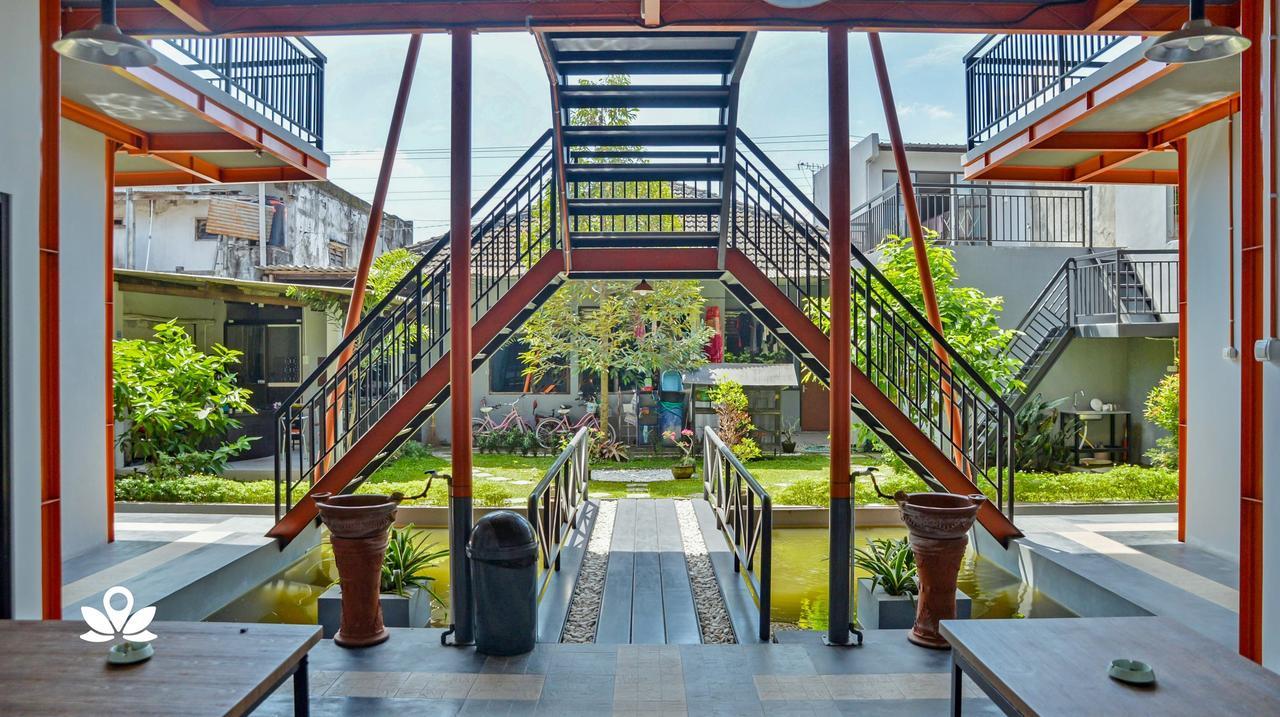 Ndalem Sorogenen Guesthouse Jogyakarta Zewnętrze zdjęcie