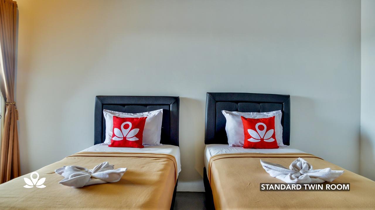 Ndalem Sorogenen Guesthouse Jogyakarta Zewnętrze zdjęcie