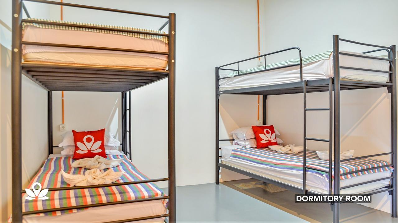 Ndalem Sorogenen Guesthouse Jogyakarta Zewnętrze zdjęcie